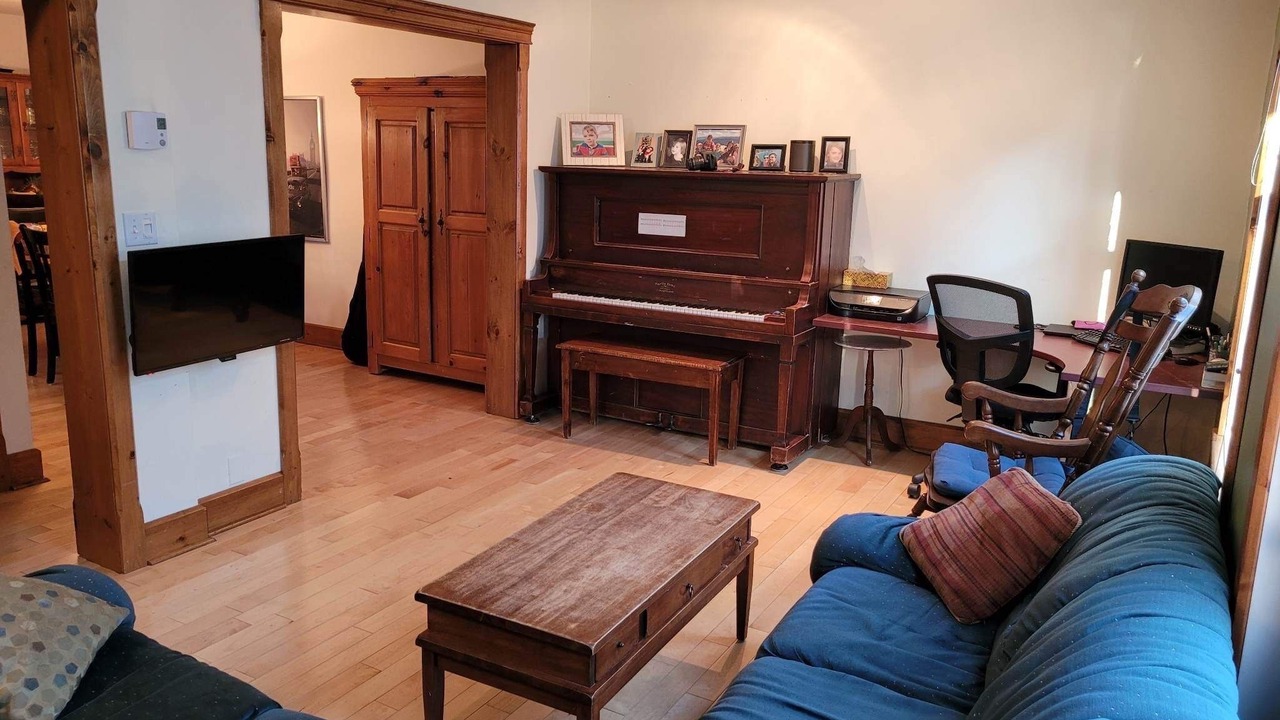 Photo of Livingroom in Little Italy
