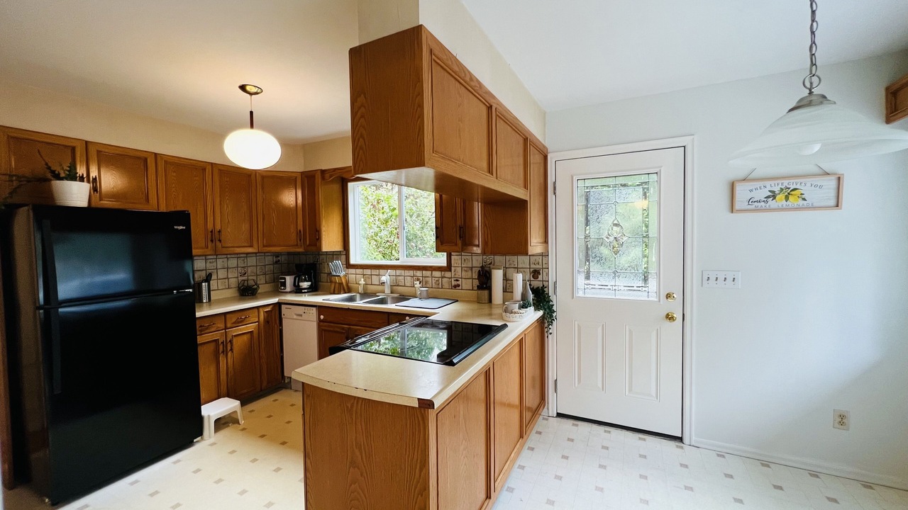 Photo of Kitchen in Cordova Bay