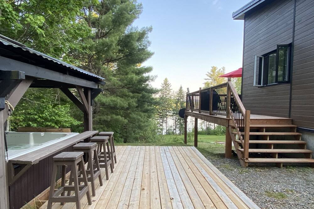 Photo of Outdoor in Notre-Dame-de-Pontmain