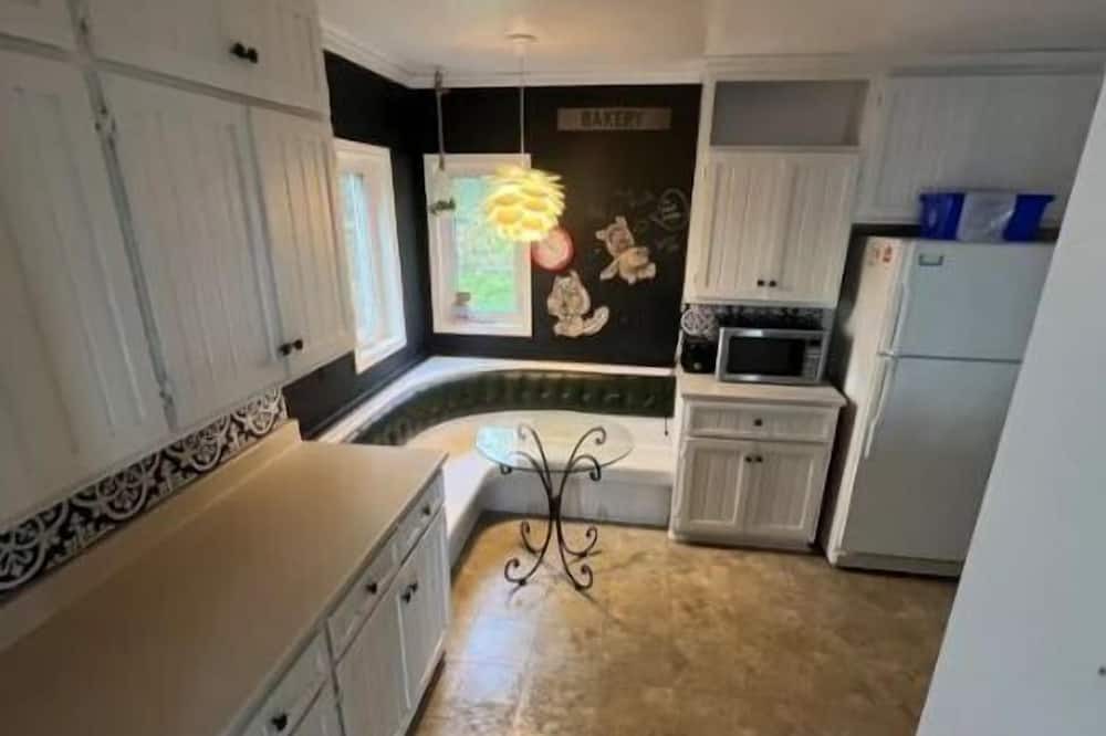 Photo of Kitchen in Timiskaming District