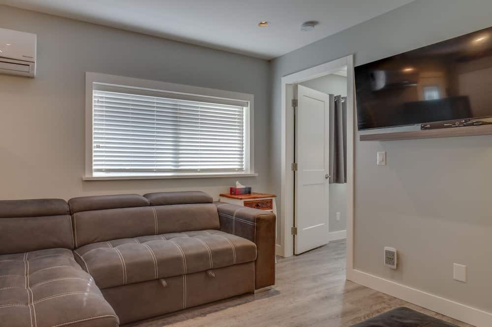 Photo of Livingroom in Port Alberni