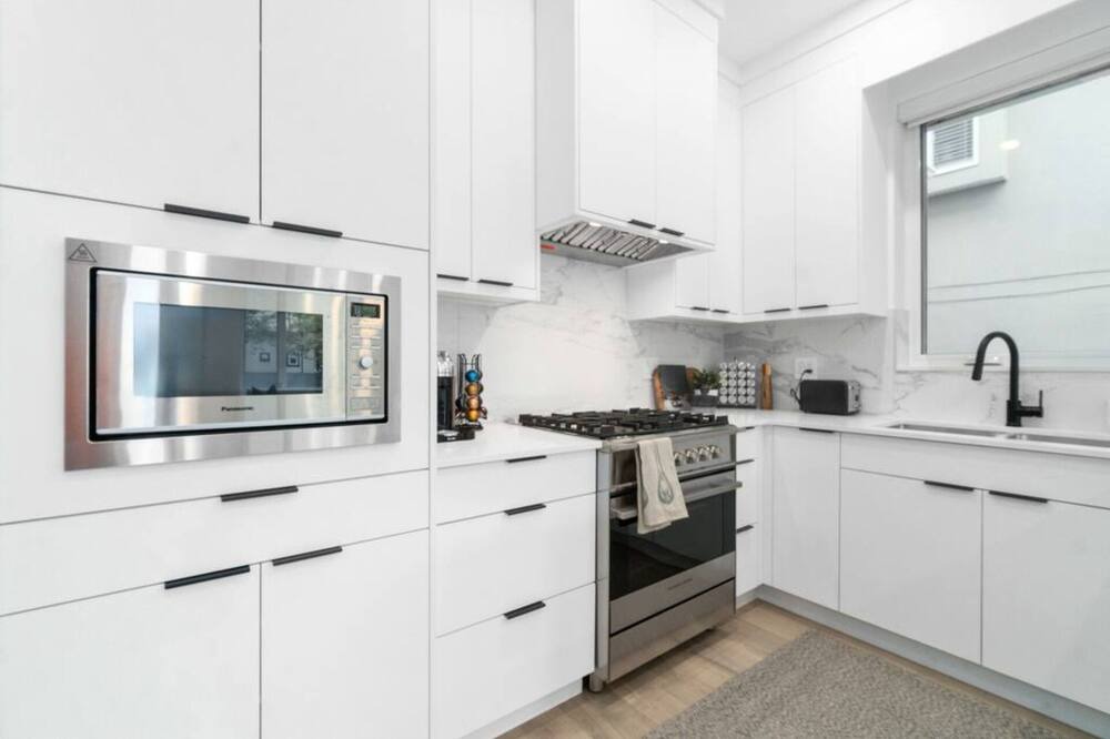 Photo of Kitchen in Sunset