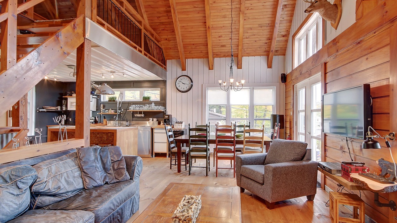Photo of Livingroom in Memphremagog Regional County Municipality