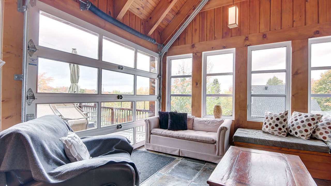Photo of Livingroom in Memphremagog Regional County Municipality