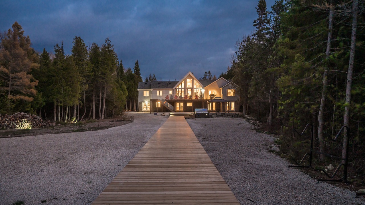 Photo of Outdoor in Lion's Head