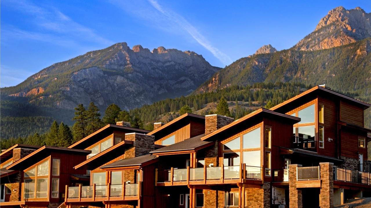 Photo of Buildings in East Kootenay