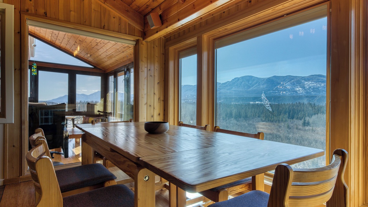 Photo of Bedroom in East Kootenay