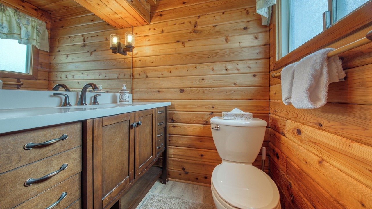 Photo of Bathroom in East Kootenay