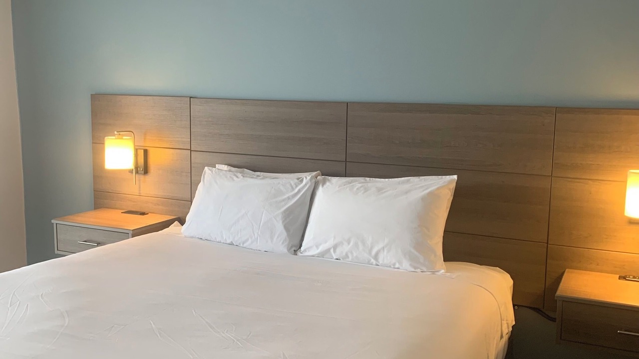 Photo of Bedroom in Campbell River