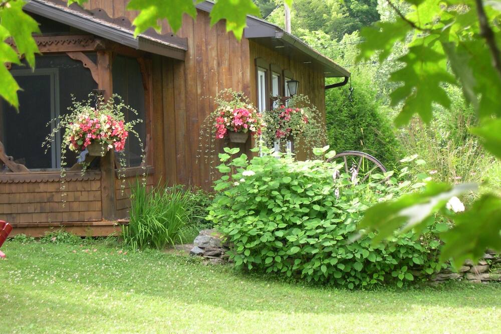 Photo of Patio Balcony in Rawdon