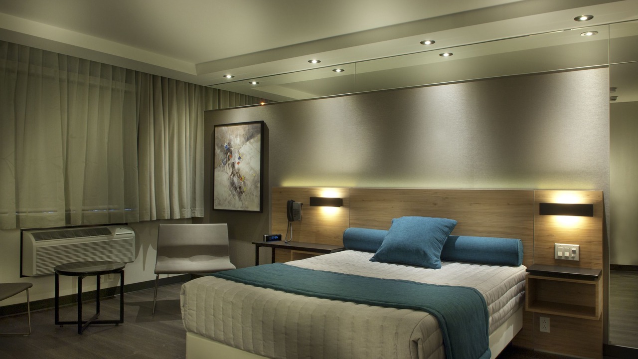 Photo of Bedroom in Laval