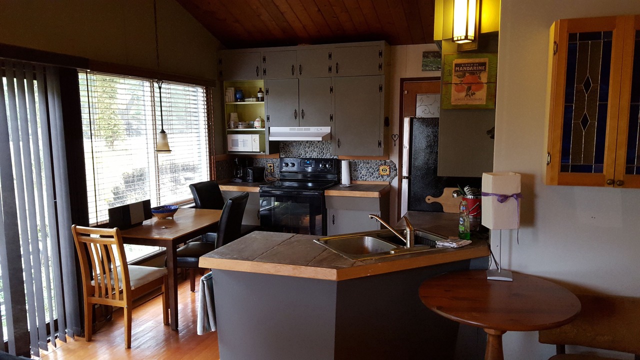 Photo of Livingroom in Kaslo