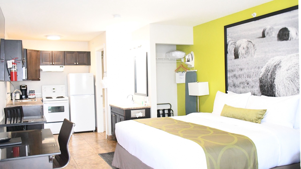 Photo of Bedroom in Fort McMurray