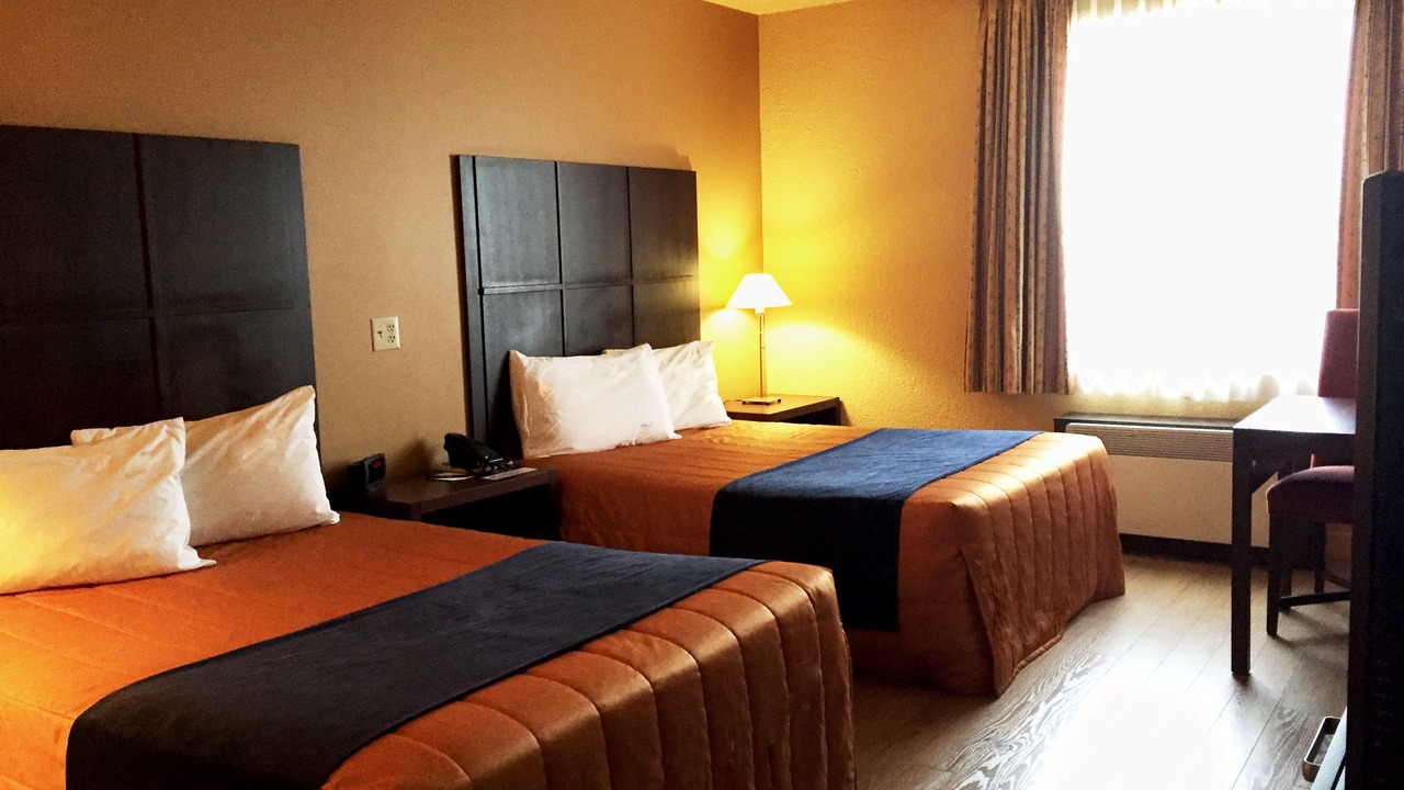 Photo of Bedroom in Sept-Iles