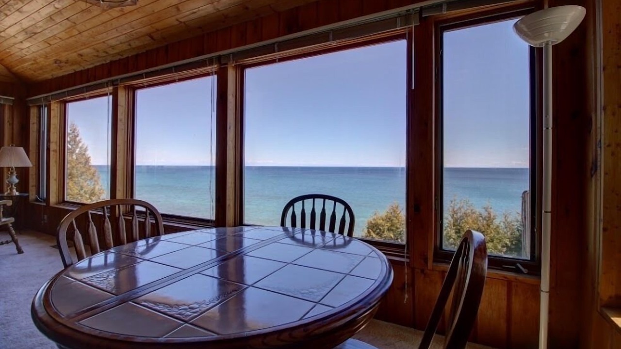 Photo of Patio Balcony in Dyer's Bay