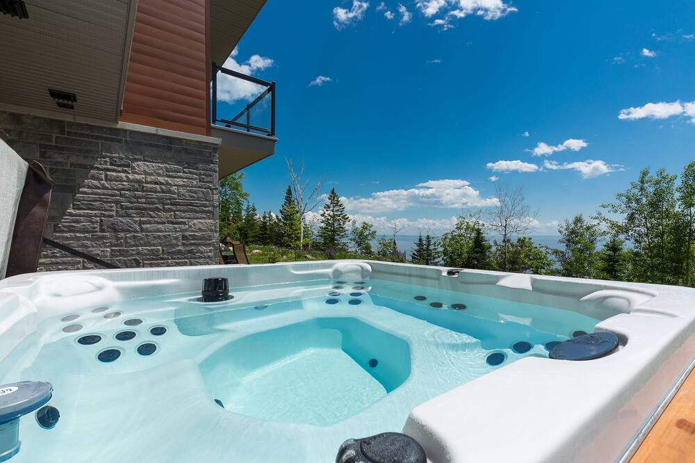 Photo of Bedroom in Petite-Riviere-Saint-Francois