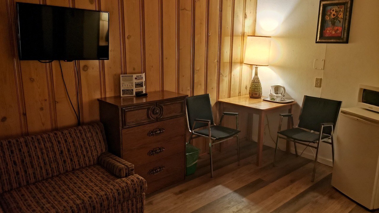 Photo of Bedroom in Okanagan-Similkameen