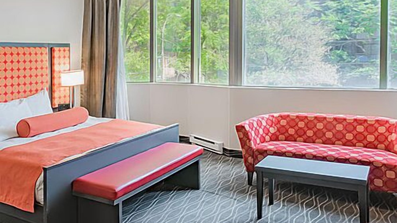Photo of Bedroom in Quartier des Spectacles