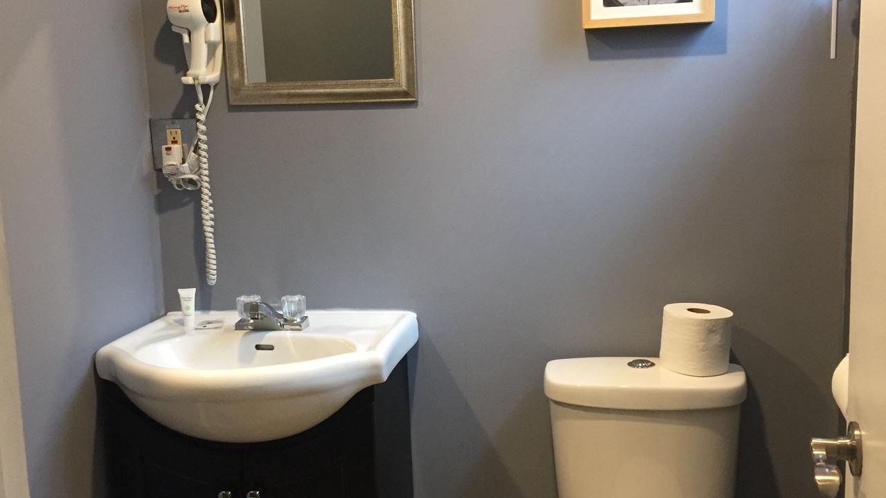 Photo of Bathroom in St. Andrews