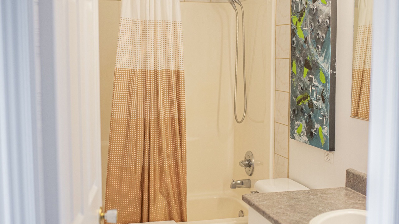 Photo of Bathroom in Ste Anne de Beaupre