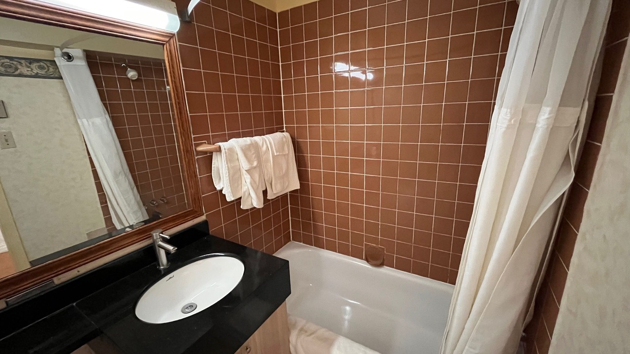 Photo of Bathroom in Cowansville