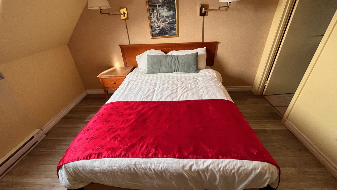 Photo of Bedroom in Cowansville