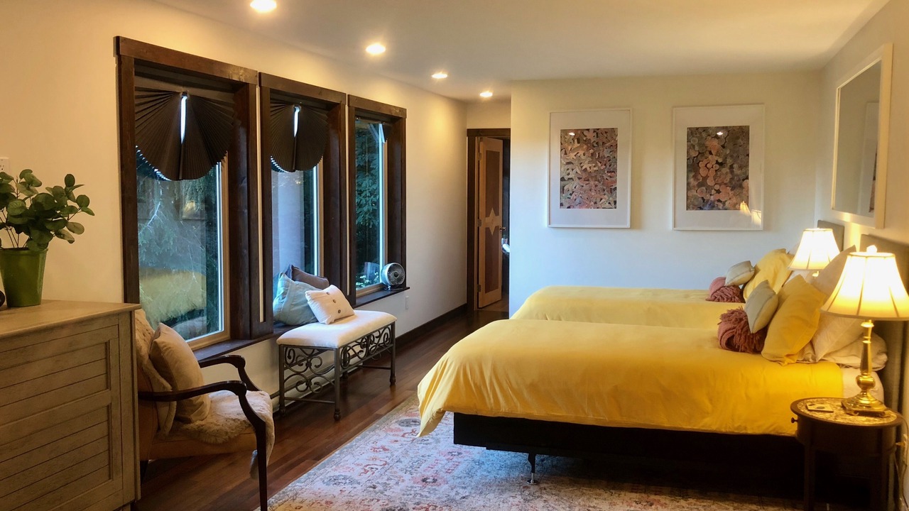 Photo of Bedroom in Sandy Hook