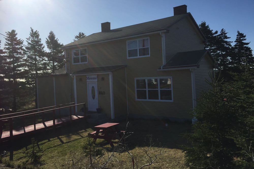 Photo of Others in Elliston