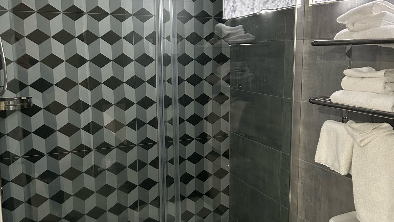 Photo of Bathroom in Mont-Laurier