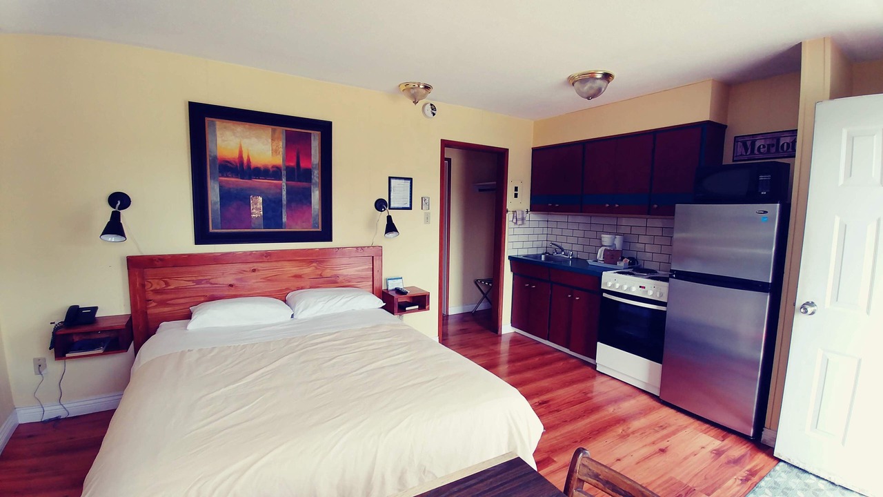Photo of Bedroom in Courtenay