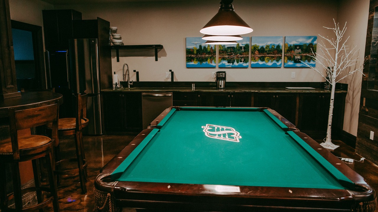 Photo of Livingroom in Fowler Lake