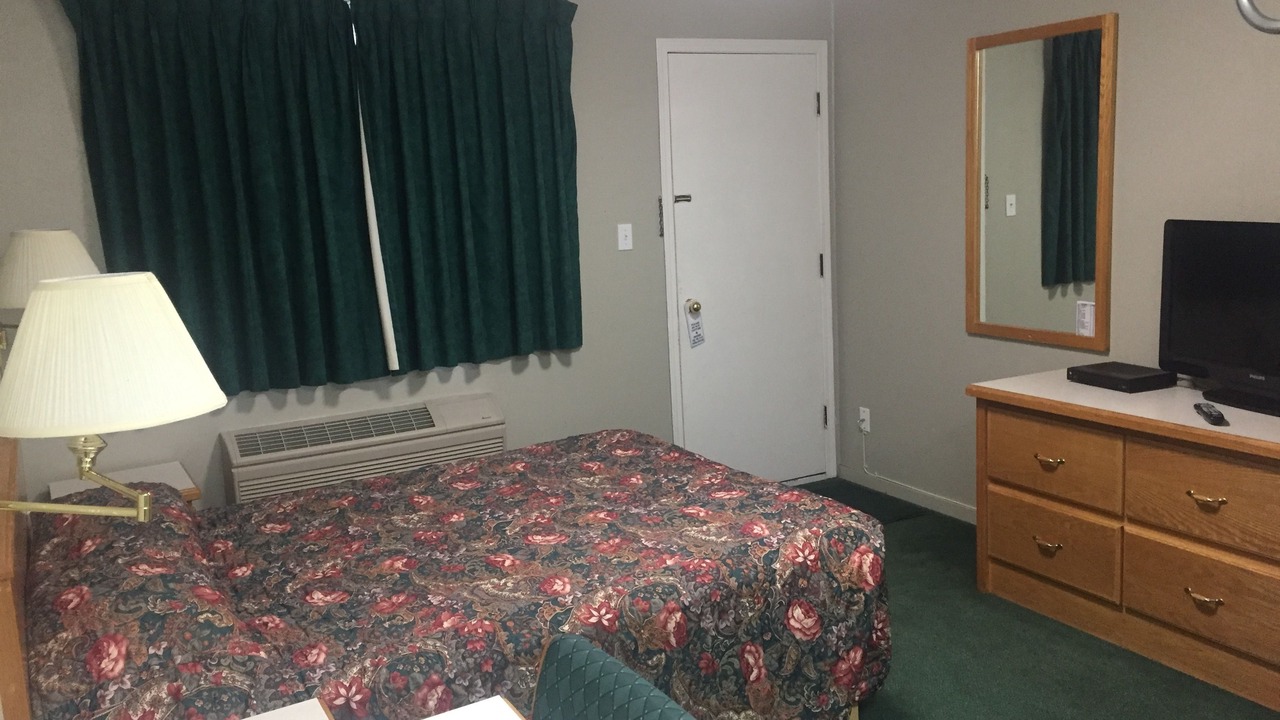 Photo of Bedroom in Lillooet