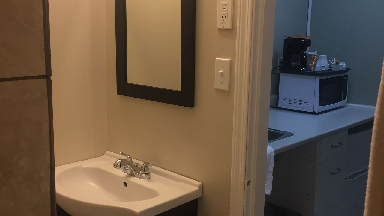 Photo of Bathroom in Lillooet