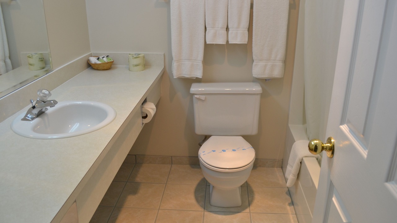 Photo of Bathroom in Lillooet