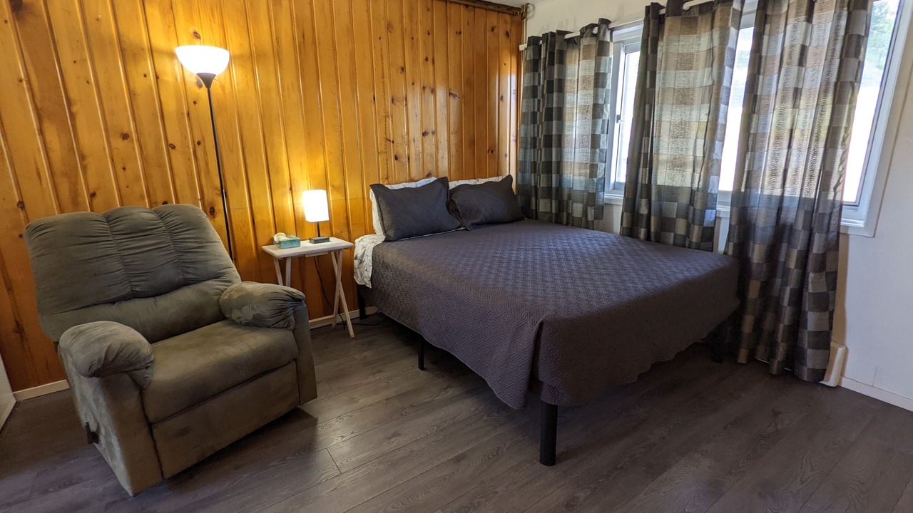 Photo of Livingroom in Okanagan-Similkameen