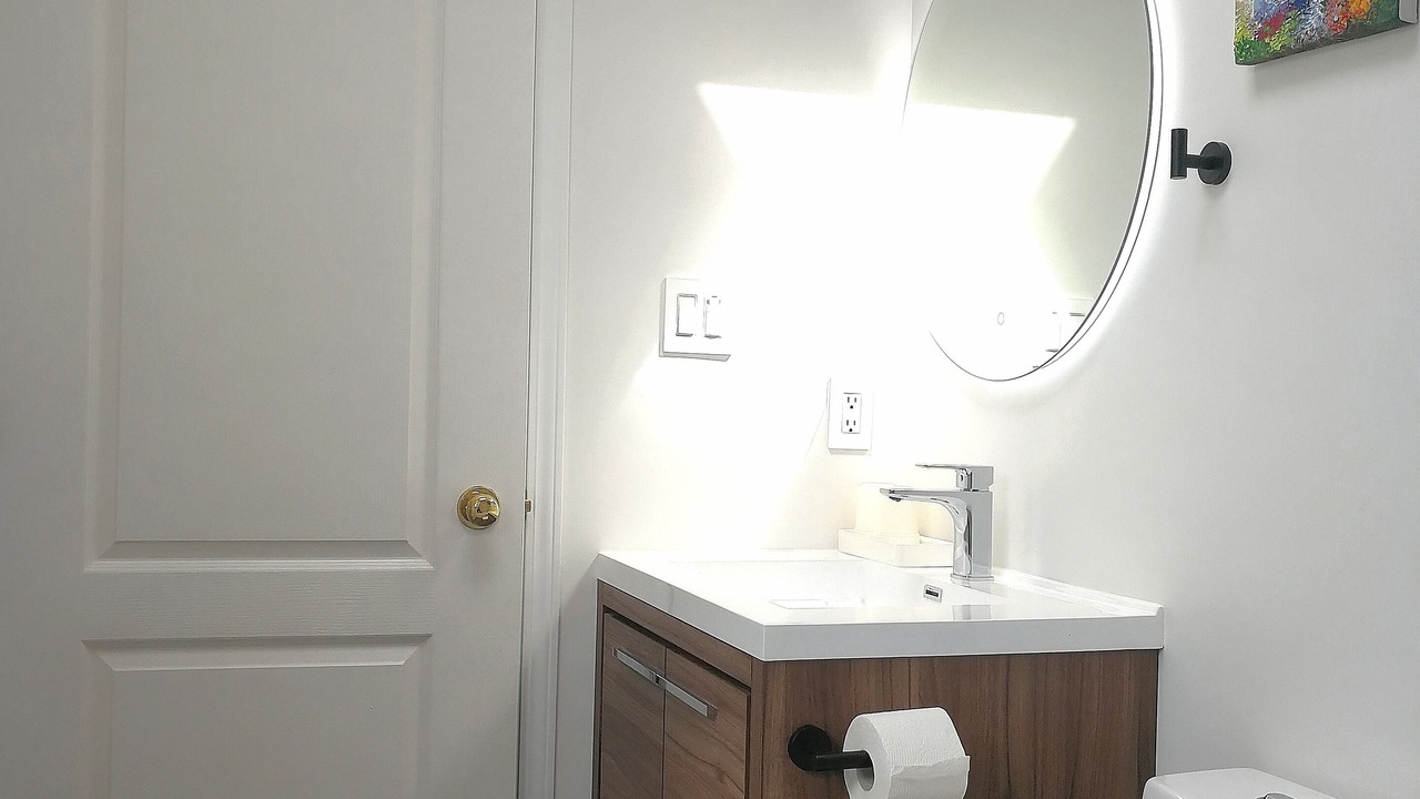 Photo of Bathroom in Marpole