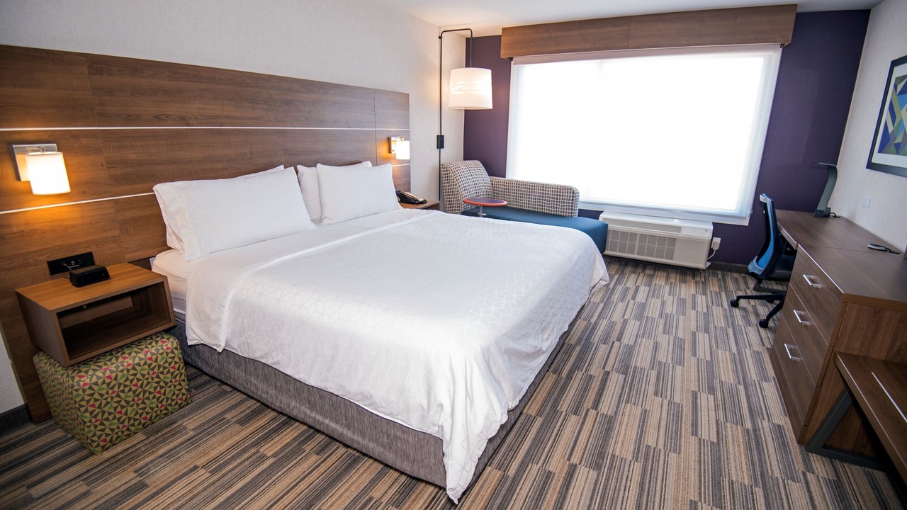 Photo of Bedroom in Red Deer