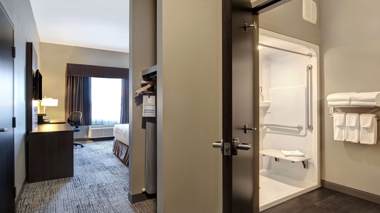 Photo of Bedroom in Warman