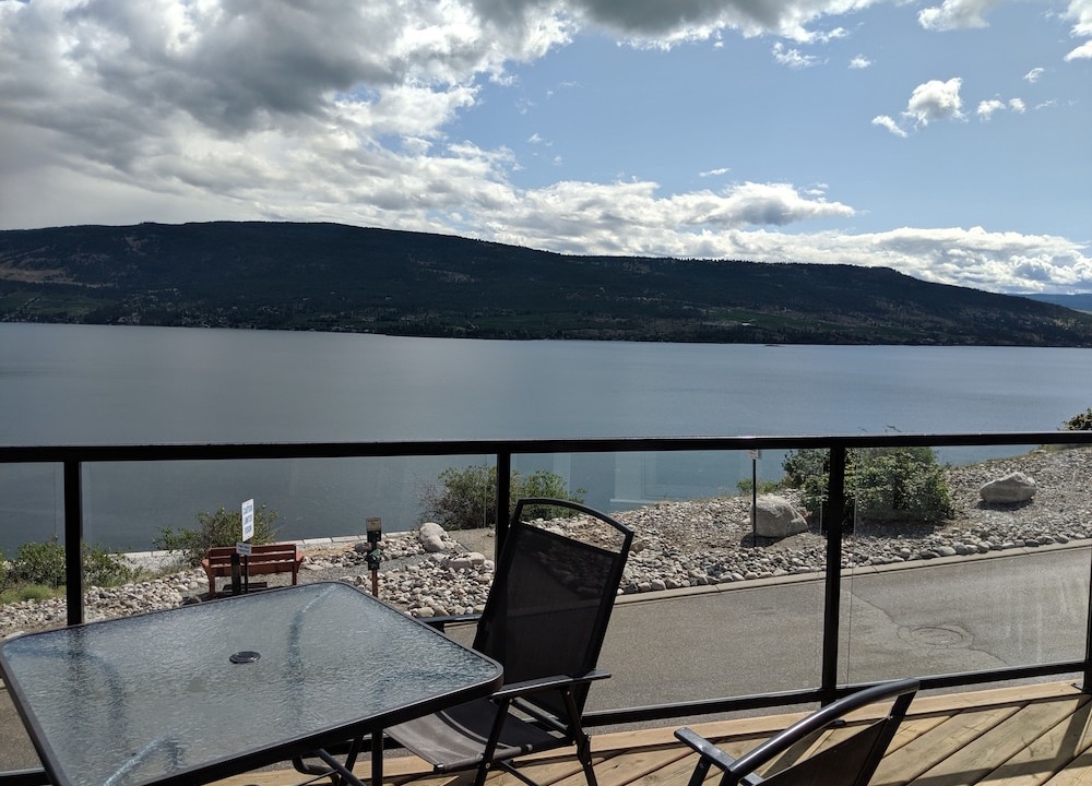 Photo of Patio Balcony in Central Okanagan