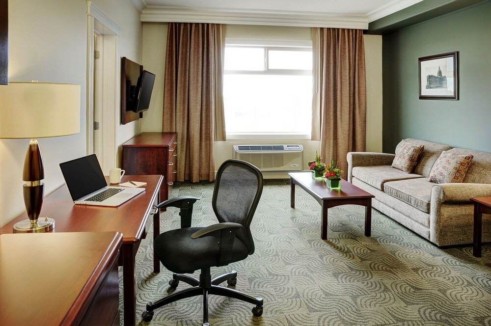 Photo of Livingroom in Northwest Edmonton