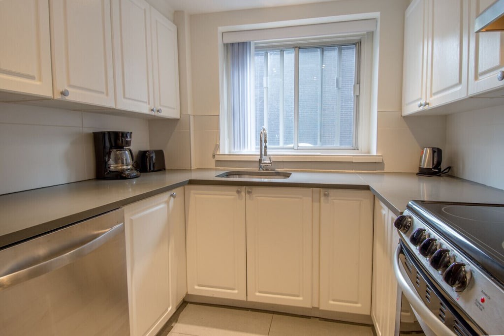 Photo of Kitchen in Downtown Montreal