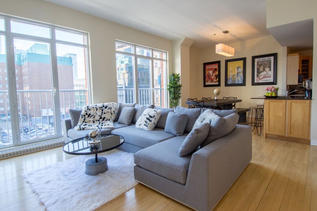 Photo of Livingroom in Downtown Montreal