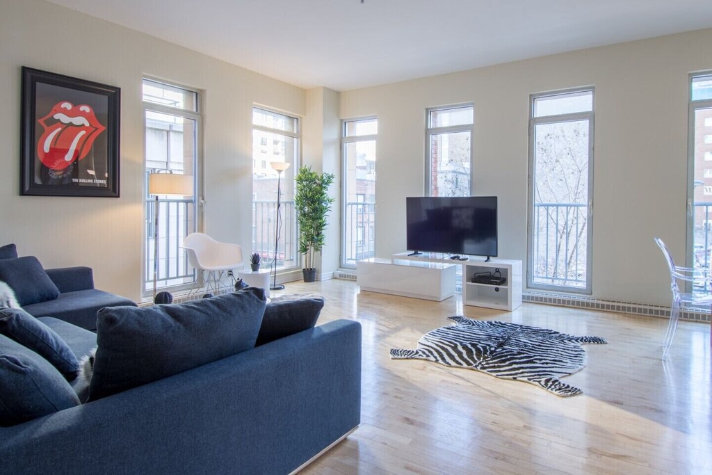 Photo of Livingroom in Downtown Montreal