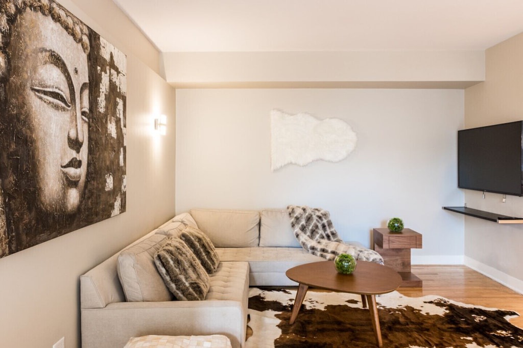 Photo of Livingroom in Downtown Montreal