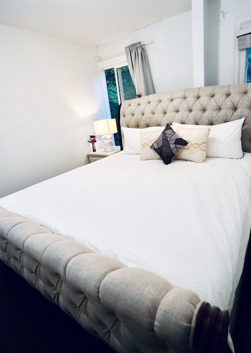 Photo of Bedroom in Shaughnessy