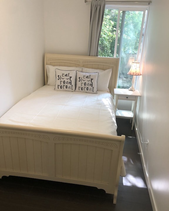 Photo of Bedroom in Shaughnessy