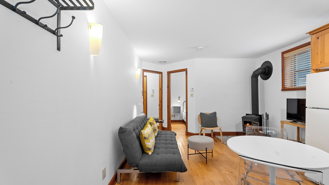 Photo of Livingroom in Val Morin