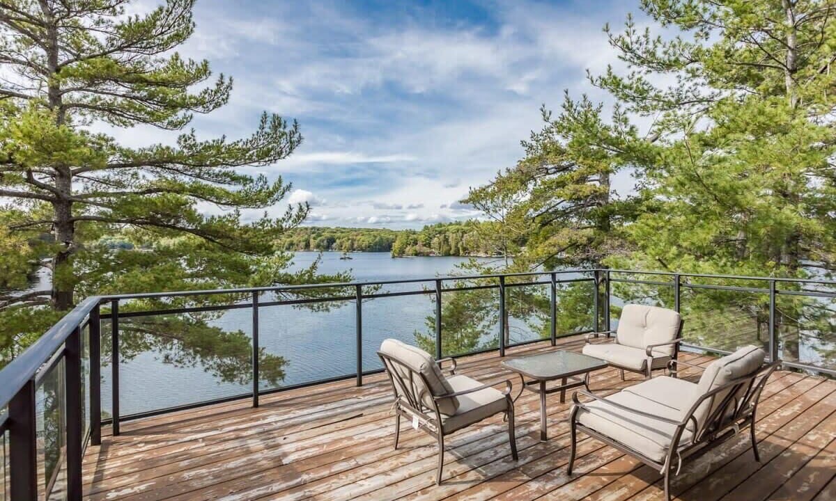 Photo of Outdoor in Utterson