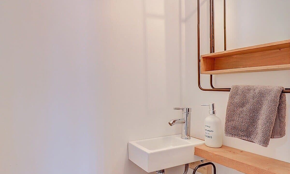 Photo of Bathroom in Stanstead Township