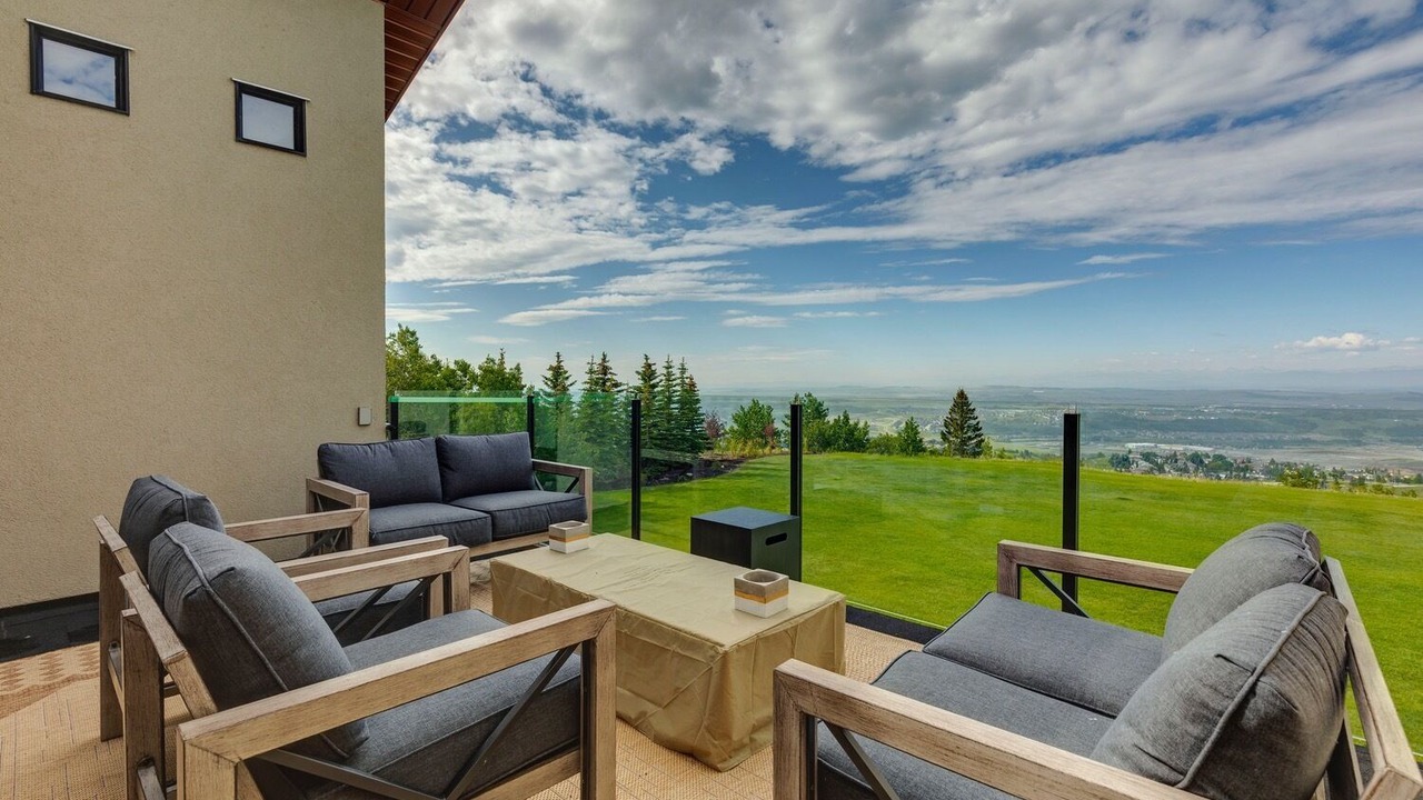 Photo of Patio Balcony in Calgary
